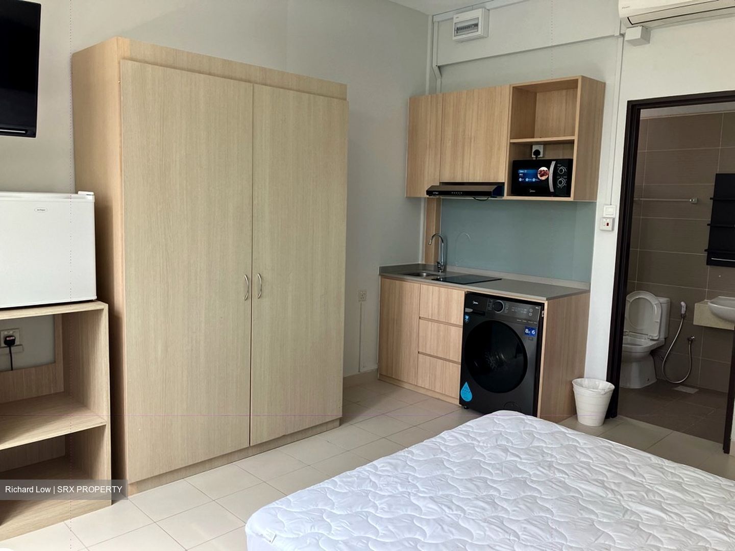 Boon Lay Drive (D22), Apartment #426000541